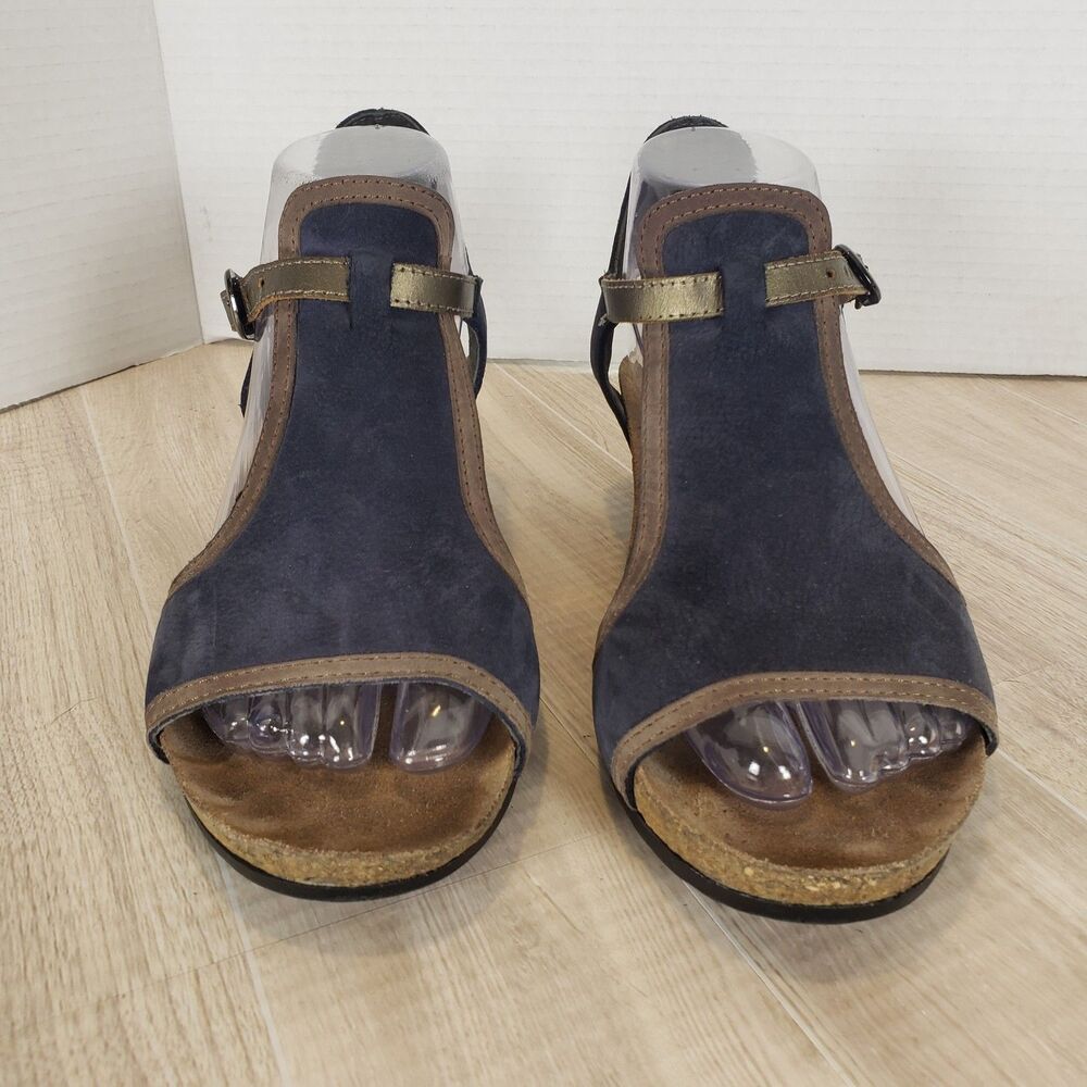 NAOT  Fiona Womens sz 7/ 38 Sandals Dark Blue low Wedge heel Adjustable Strap - Picture 4 of 8